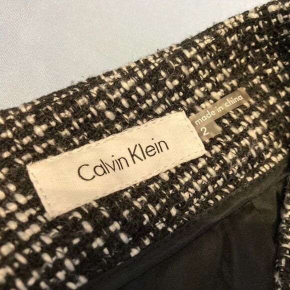 Calvin Klein Black White Tweed Pencil Skirt Sz 2 Classic Prep Academia Workwear - Picture 6 of 9